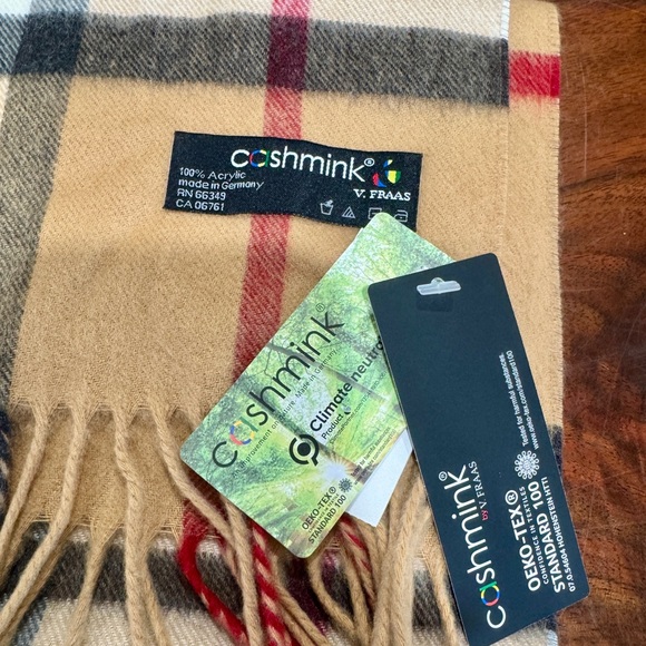 FRAAS Plaid Oversized Cashmink Scarf – Camel - Picture 2 of 6